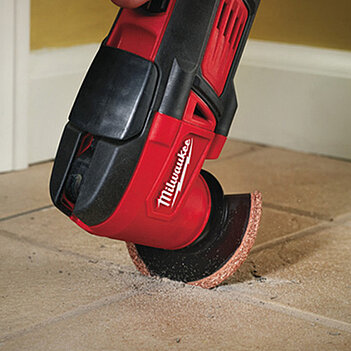 Багатофункціональний інструмент акумуляторний Milwaukee M18 BMT-421C (4933446210)