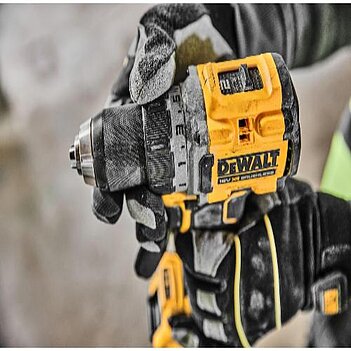 Аккумуляторная дрель-шуруповерт DeWalt (DCD800H2T)