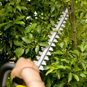 Кусторез аккумуляторный Karcher HGE 3-18 (1.445-610.0) - без аккумулятора и зарядного устройства