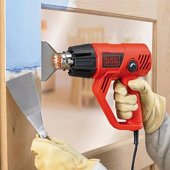 Термовоздуходувка Black&Decker (KX2001)