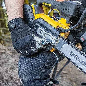 Аккумуляторная цепная пила DeWalt (DCMCST635X1)