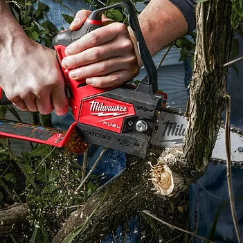 Акумуляторна ланцюгова мініпила Milwaukee M12 FHS-0 (4933472211) - без акумулятора та зарядного пристрою