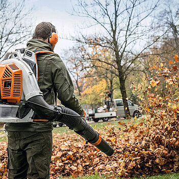 Повітродувка бензинова Stihl BR 800 C-E (42830111606)