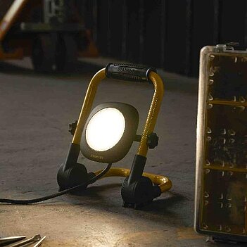 Прожектор світлодіодний Stanley (SXLS35525E)