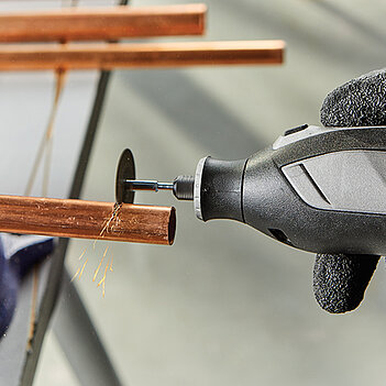 Гравер аккумуляторный Dremel 8240-3/45 (F0138240JF)