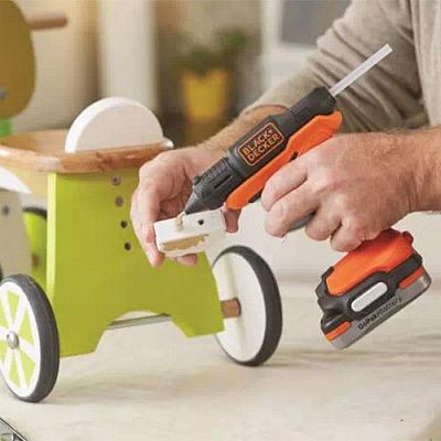 Клейовий пістолет акумуляторний Black&Decker (BDCGG12N) - без акумулятора та зарядного пристрою