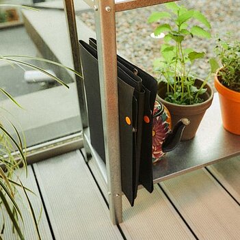 Садовий килимок Fiskars Solid складаний (1071304)