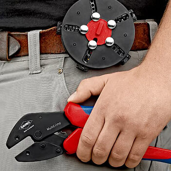 Кліщі обтискні KNIPEX 250 мм зі змінними матрицями 6 од. (97 33 02)