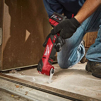 Багатофункціональний інструмент акумуляторний Milwaukee M18 FMT-502X (4933478492)