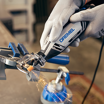 Гравер Dremel 4250 6/128 Platinum+ (F0134250JS)